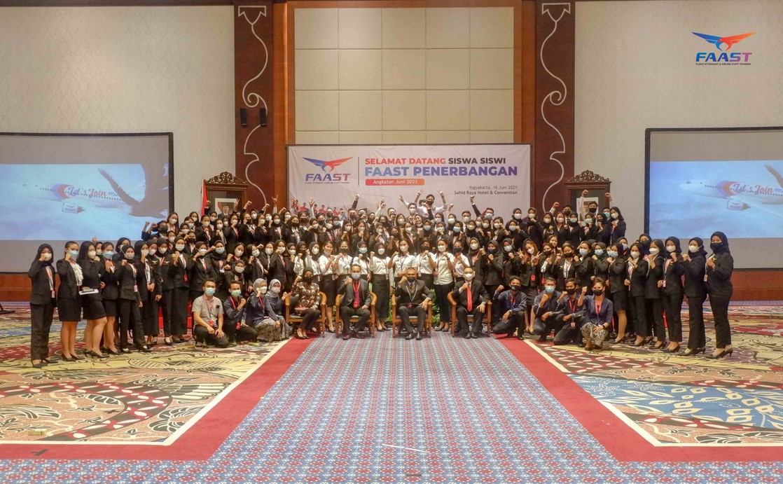 Informasi Pendaftaran Sekolah Pramugari Terbaik [TERBARU]